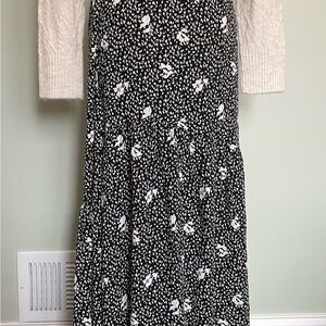 Elegant Black and White Floral Women's Skirt